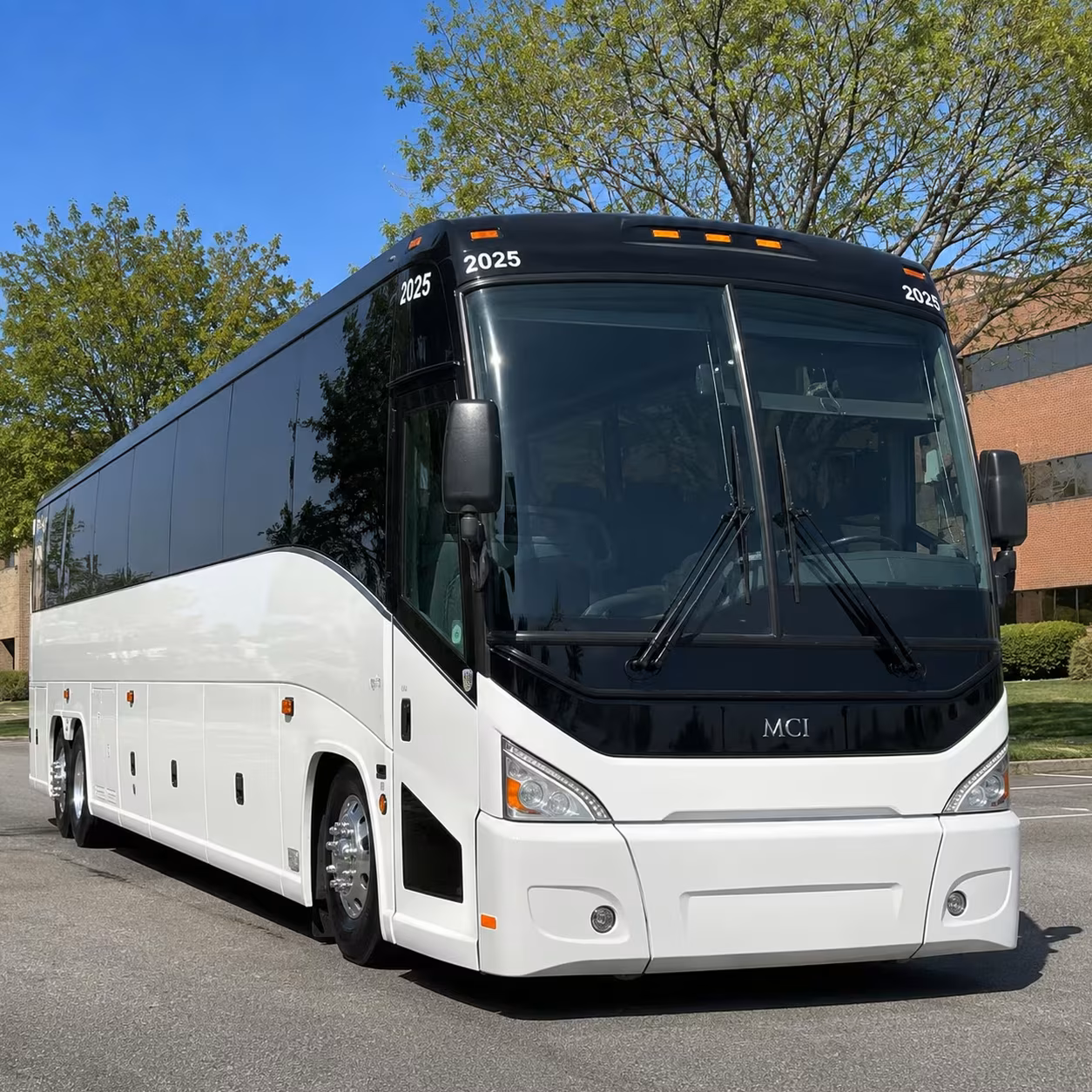palm coast charter bus rentals for corporate events and employees
